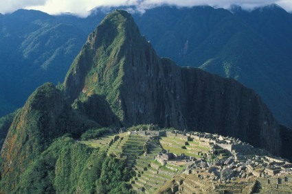 A Cidade Sagrada de Machu Picchu, Peru. Foto de Waldemar Niclevicz. A Cidade Sagrada de Machu Picchu, Peru. Foto de Waldemar Niclevicz.