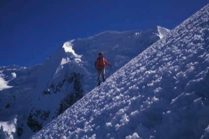 Waldemar Niclevicz no Illimani, em 1989. Foto de Marcelo Aguiar.