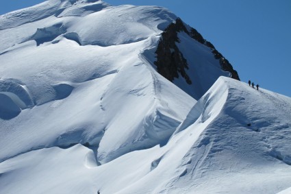 O Mont Blanc com a Rota Normal francesa, via Gouter. Foto de Waldemar Niclevicz.