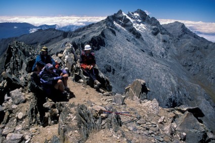 Cume do La Concha, ao fudo o Pico Bolivar. Foto de Waldemar Niclevicz.