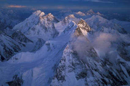 Vista do cume do K2. Foto de Waldemar Niclevicz.