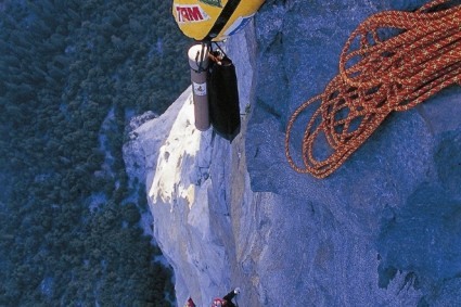 Escalando a The Nose no El Capitan. Foto de Waldemar Niclevicz.
