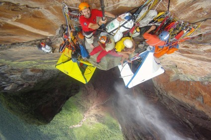 Vida vertical, campo 2 do Salto Angel. Foto de Waldemar Niclevicz.