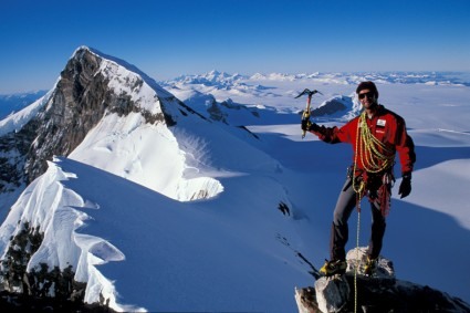 Waldemar Niclevicz no San Valentin, Patagônia, Chile. Foto de Renato Kalinowski.