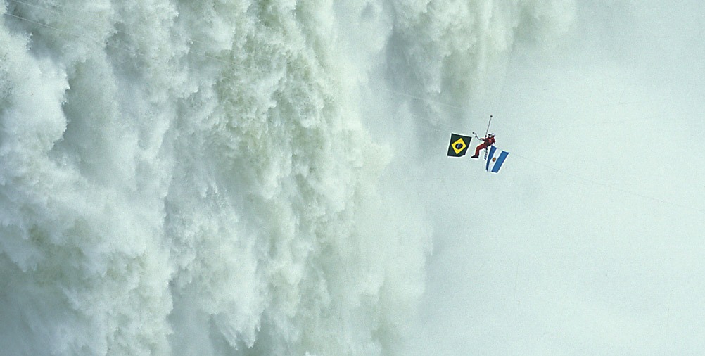 15 Niclevicz nas Cataratas do Iguaçu. Foto de Zig Koch