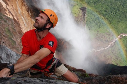 32 Waldemar Niclevicz durante a escalada do Salto Angel, Venezuela