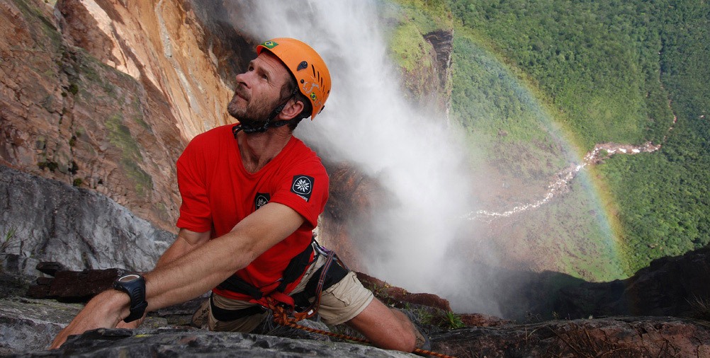 32 Waldemar Niclevicz durante a escalada do Salto Angel, Venezuela