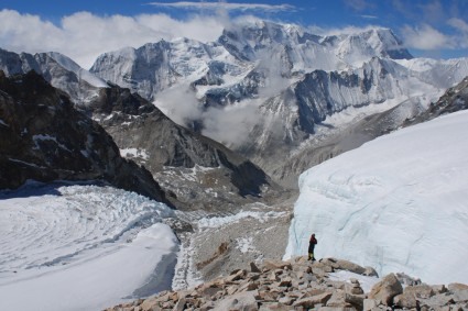 Acampamento morena do Makalu. Foto de Waldemar Niclevicz.