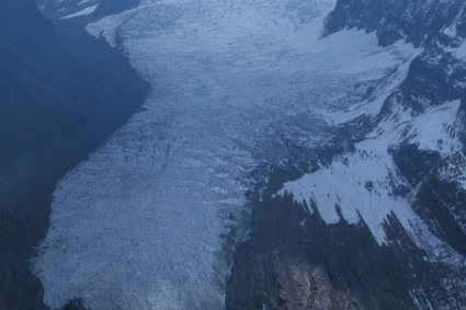 O belo glaciar de 12 Km que nos leva até o Chaupi Orco. Foto de WN.