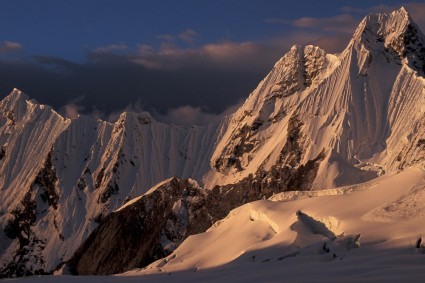 Entardecer em Huayhuash, Peru. Foto de Waldemar Niclevicz.