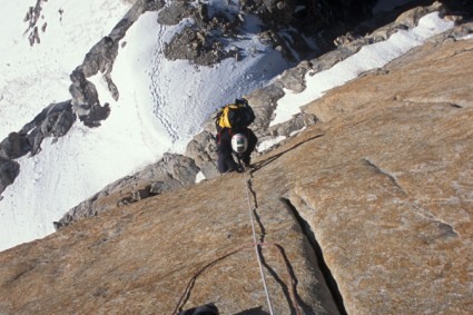 Jumareando logo acima do Ombro da Trango Tower. Foto de WN