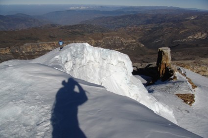 A chegada no cume do Pan de Azucar, Cocuy. Foto de Waldemar Niclevicz.