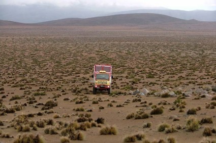 O Andino a caminho do Vulcão Ubinas. Foto de Waldemar Niclevicz.