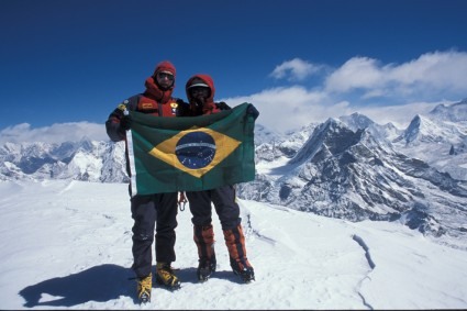 Waldemar Niclevicz e Irivan Gustavo Burda no cume do Mera Peak.