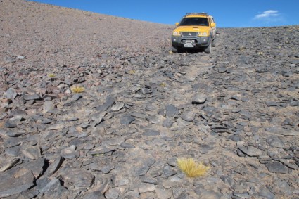 A caminhonete Andina a caminho do Vulcão Antofalla