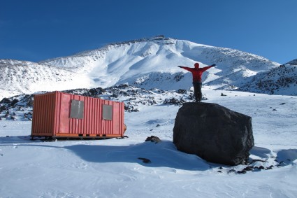 O Refugio Tejos a 5.800m, Ojos del Salado ao fundo