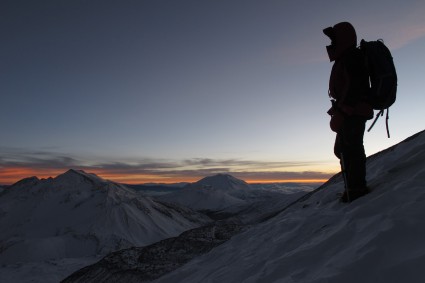 Amanhecer durante a escalada do Ojos del Salado. Foto de WN