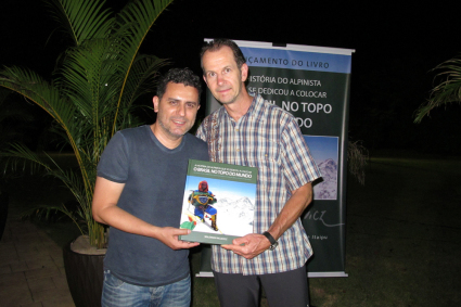 Gilmar Piolla, Superintendente de Comunicação Social da ITAIPU, com Waldemar Niclevicz.