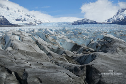 O Glaciar Colonia, primeiro obstáculo rumo ao Arenales, tivemos que atravessá-lo para ter acesso ao Glaciar Arenales.