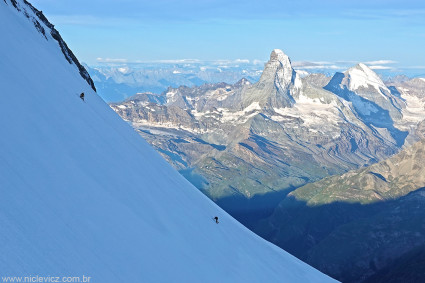 Täschhorn (4.491m), Valais, Suíça.
